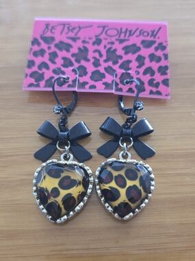 Betsey Johnson Black Bow Leopard Heart Drop Earrings